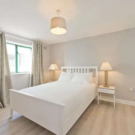 Your Place - Gnib Apartment